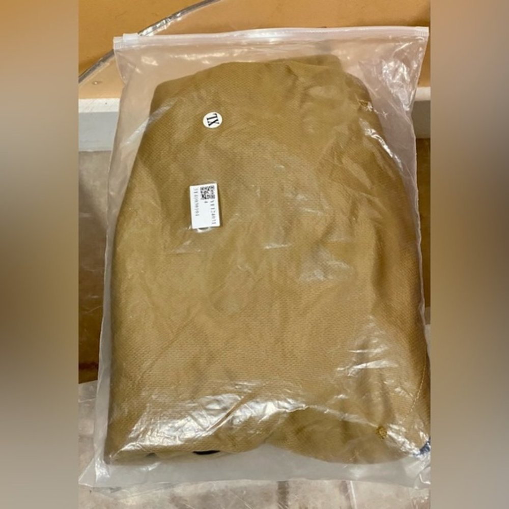 Men’s Size XL Brown Shorts NWT